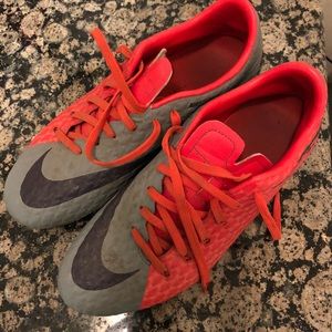 Women’s Nike Hypervenom Phelon 3 Soccer Cleats ⚽️